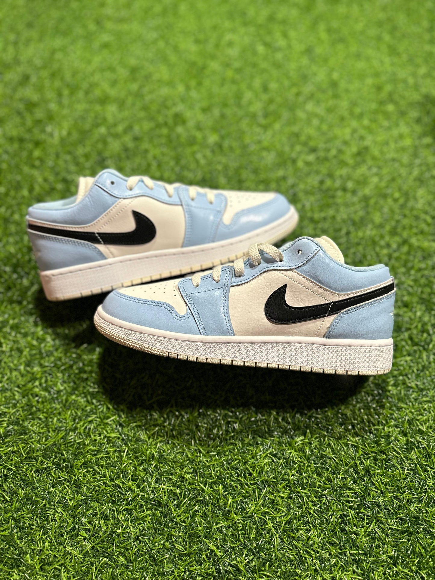 Jordan 1 Low Ice Blue Black (Escuela primaria)