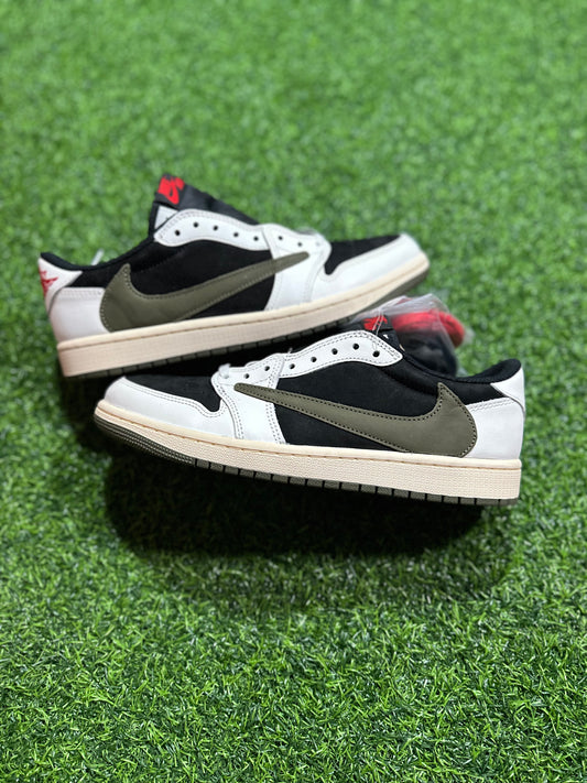 Jordan 1 Retro Low OG SP - Travis Scott Oliva (Mujeres)