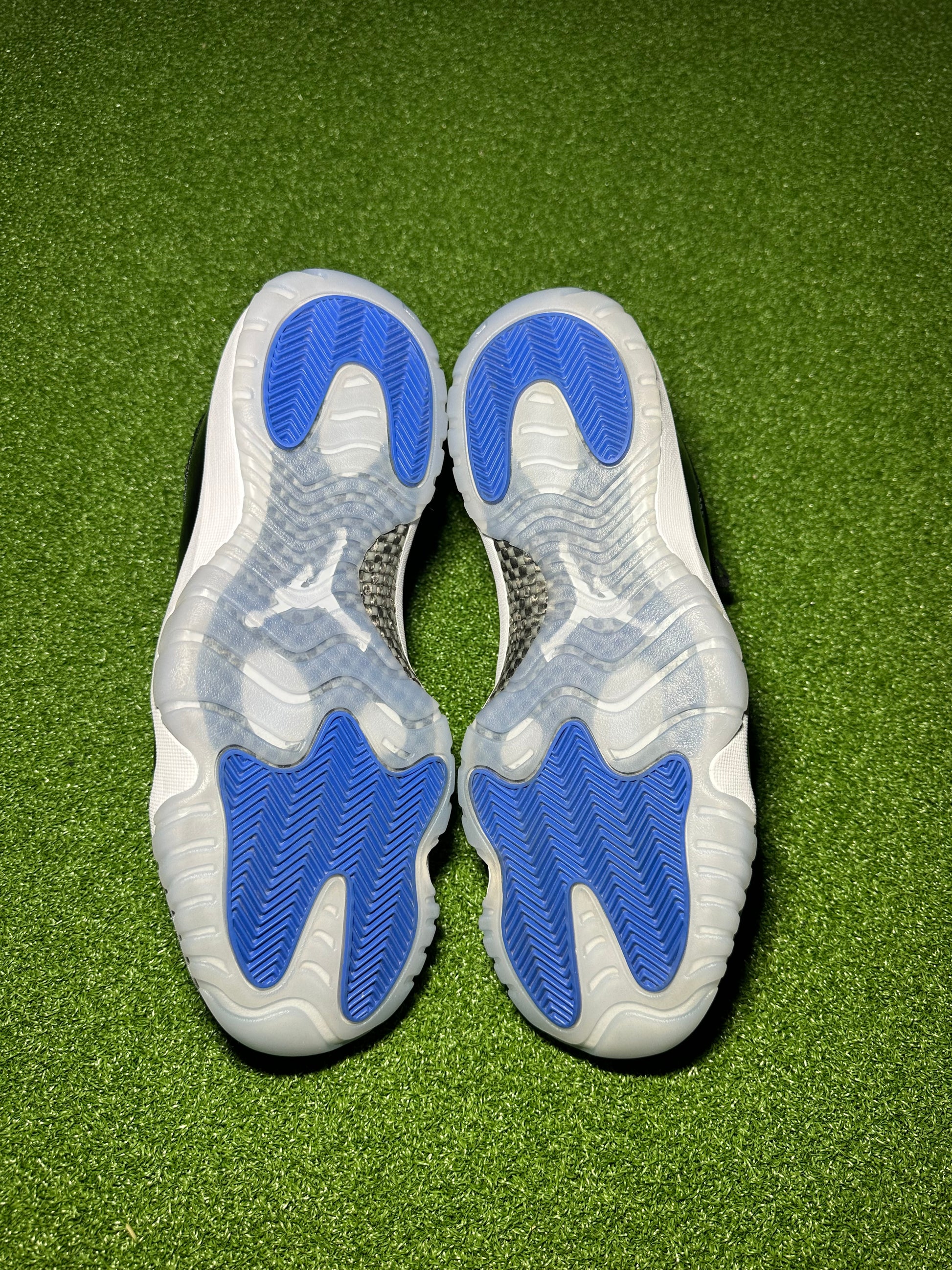 Jordan 11 Low Space Jam Icy Blue Outsole
