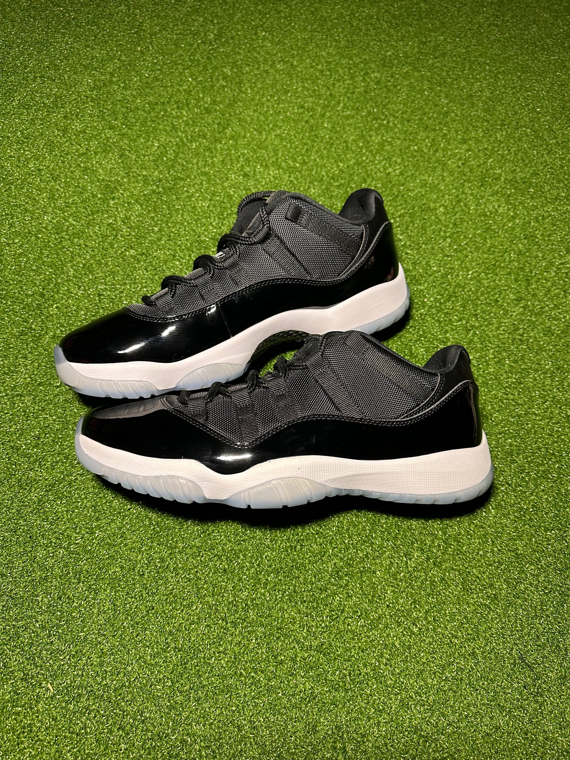 Jordan 11 Retro Low Space Jam inside side View