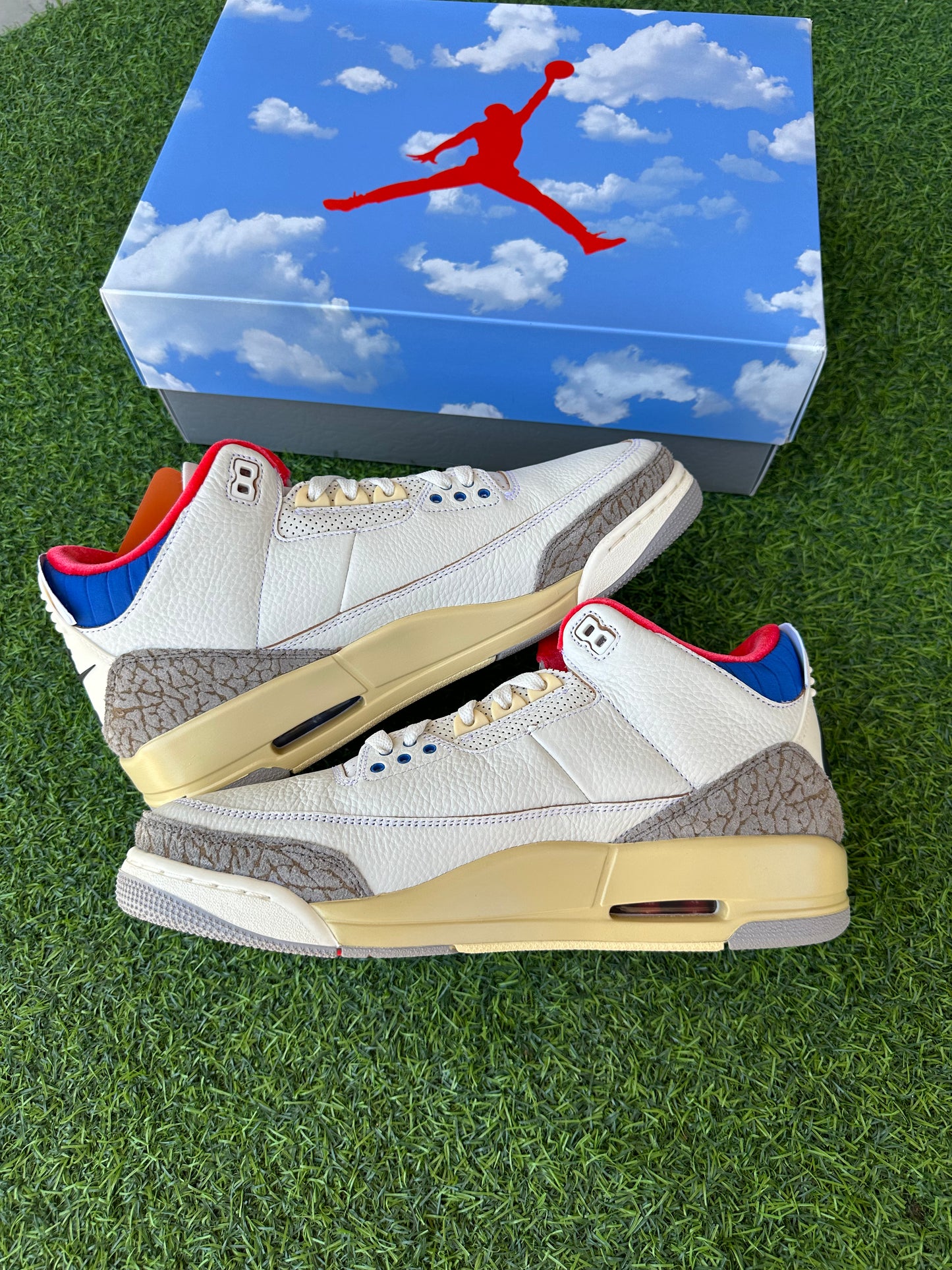 Jordan 3 Retro Seoul 2.0 Pre-Aged Midsole Detail