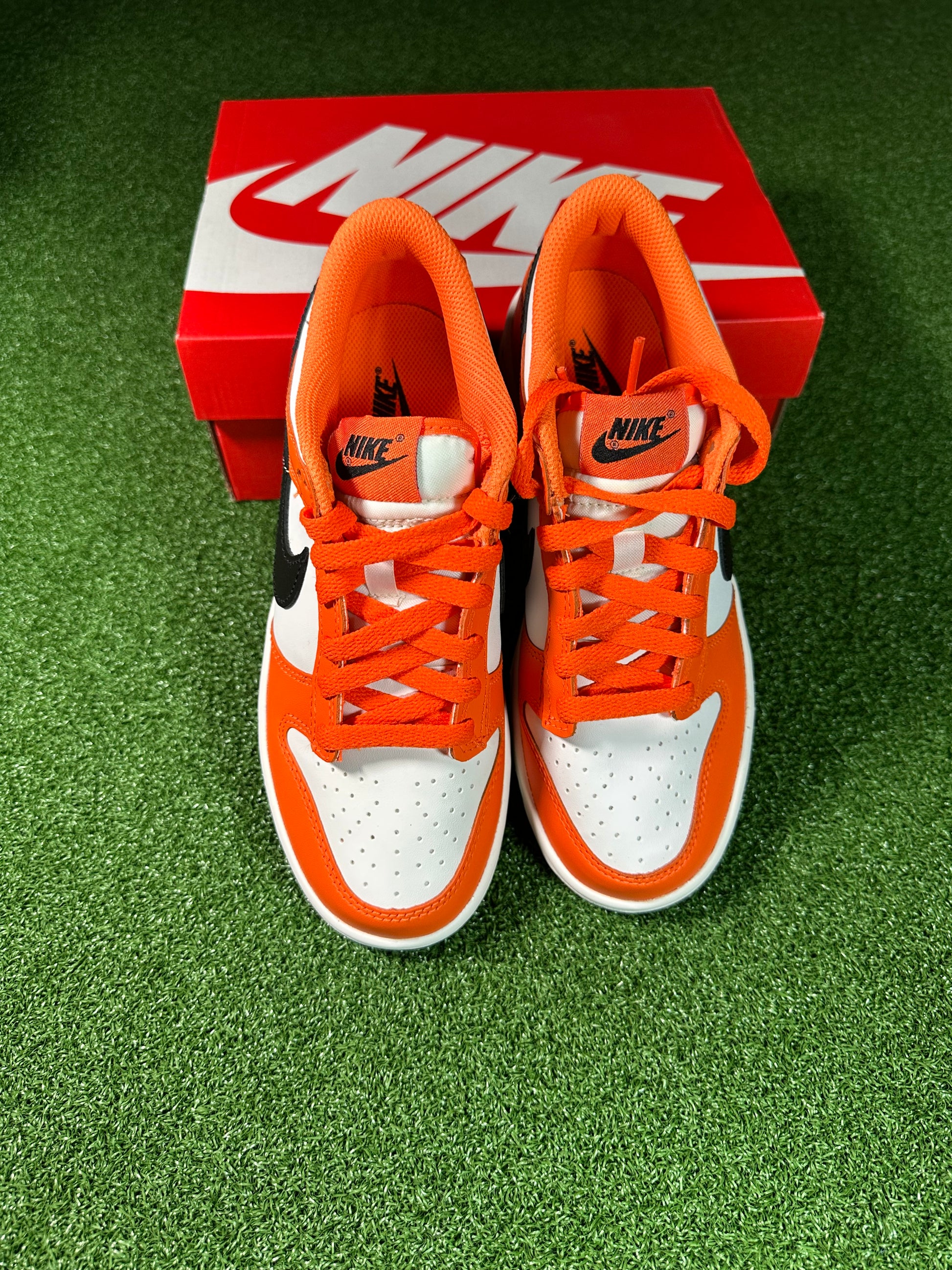 Nike Dunk Low Halloween Glow Detail