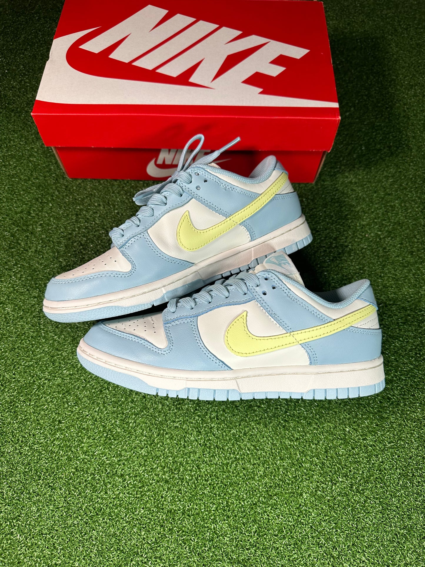Nike Dunk Low Ocean Bliss Pastel Leather Detail