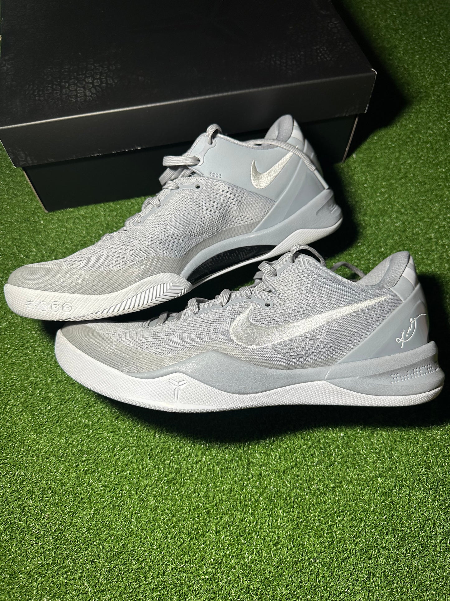 Nike Kobe 8 Protro Wolf Grey Side Inside View 