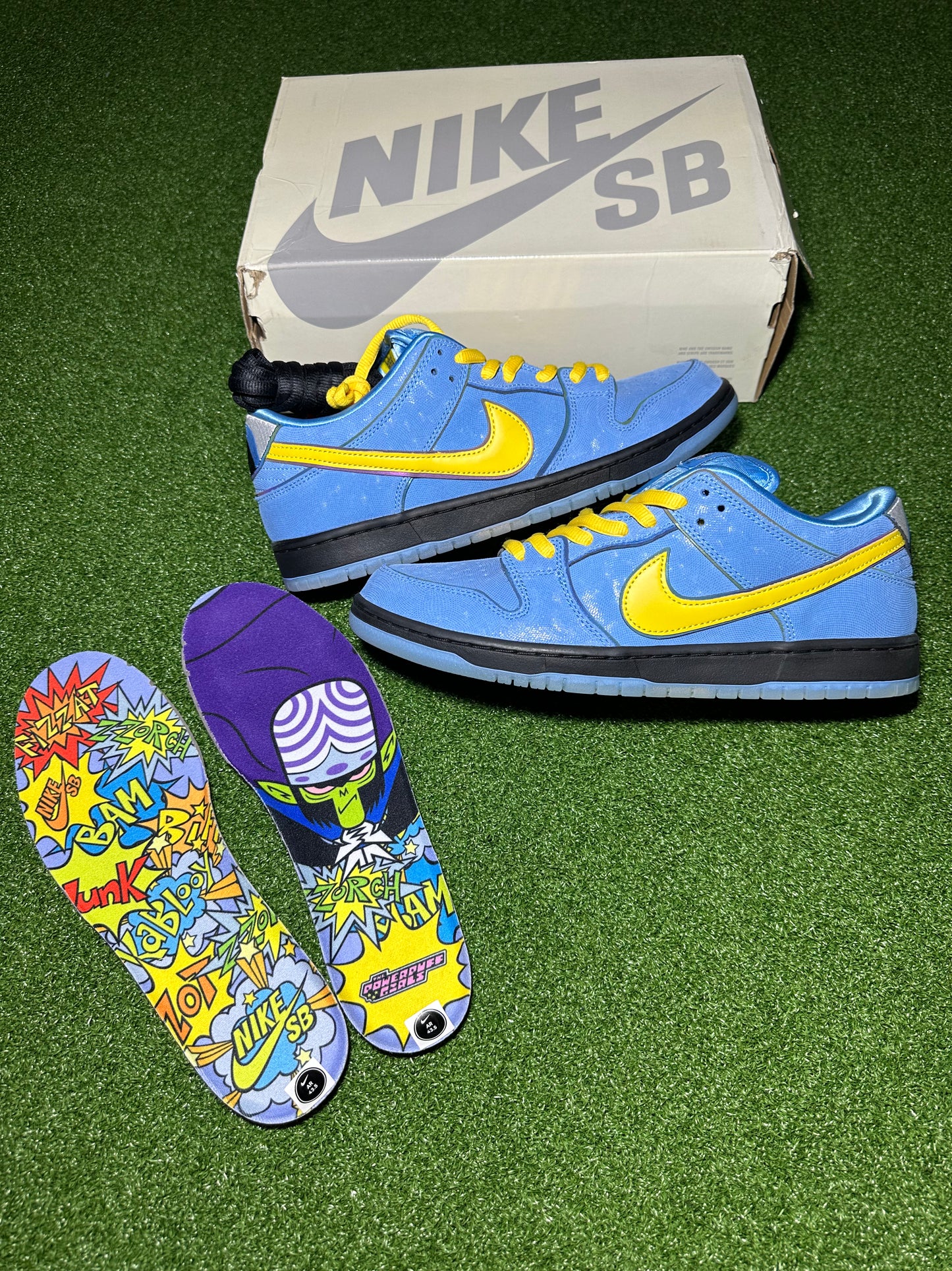 Nike SB Dunk Low Cartoon Collaboration Sneaker
