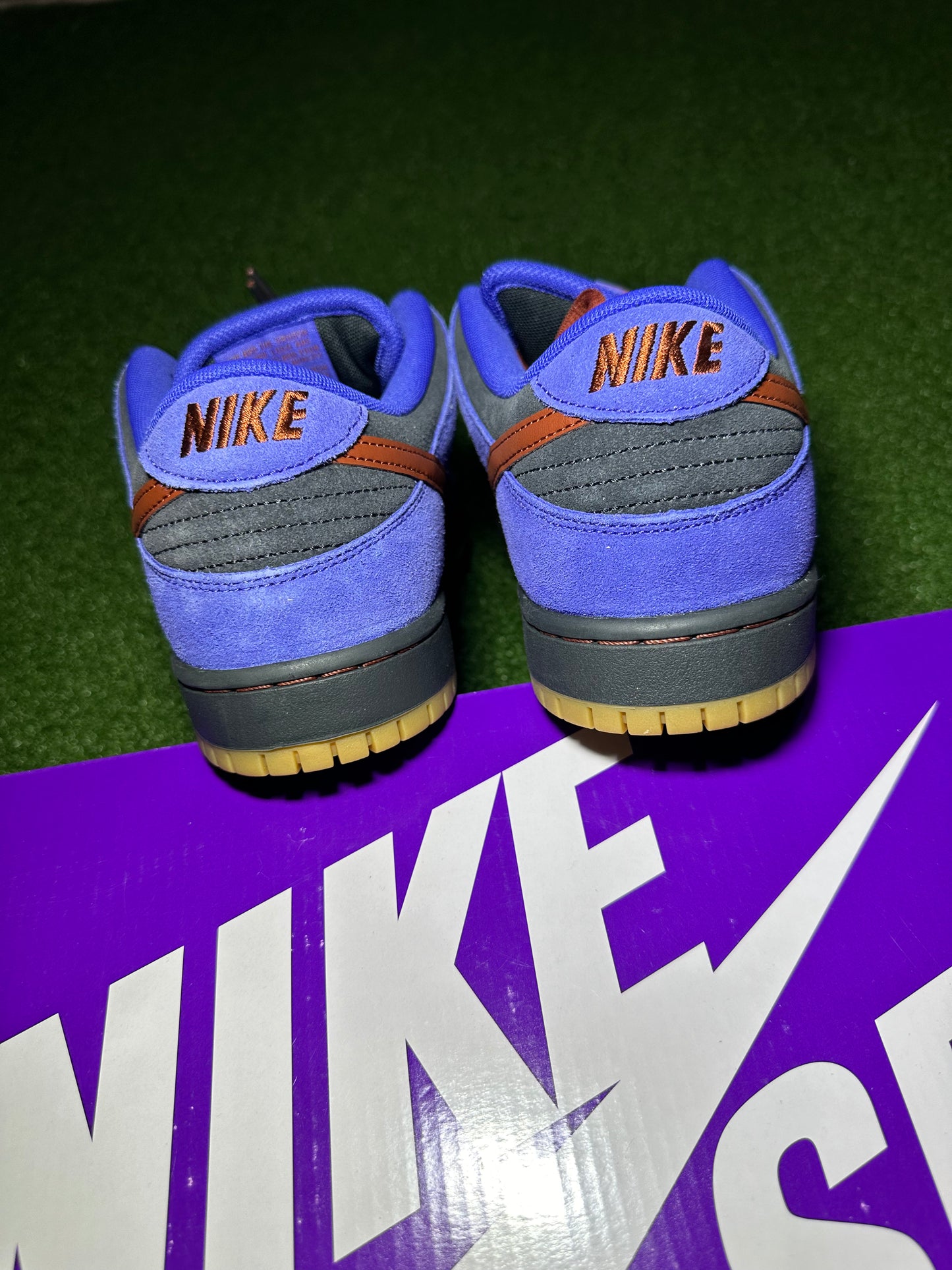 Nike SB Dunk Low Persian Violet Heel View