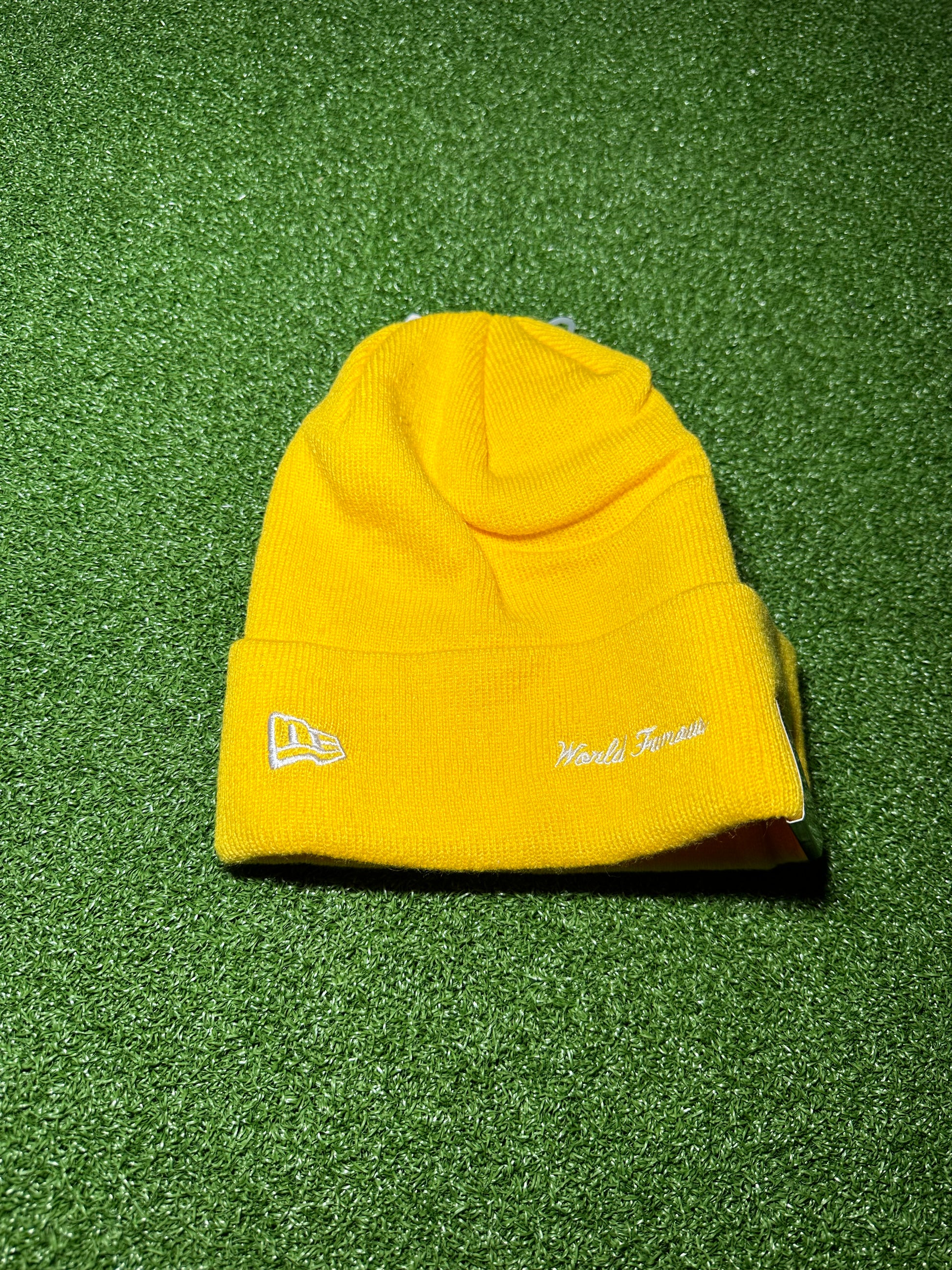 Supreme FW19 New Era Beanie Yellow