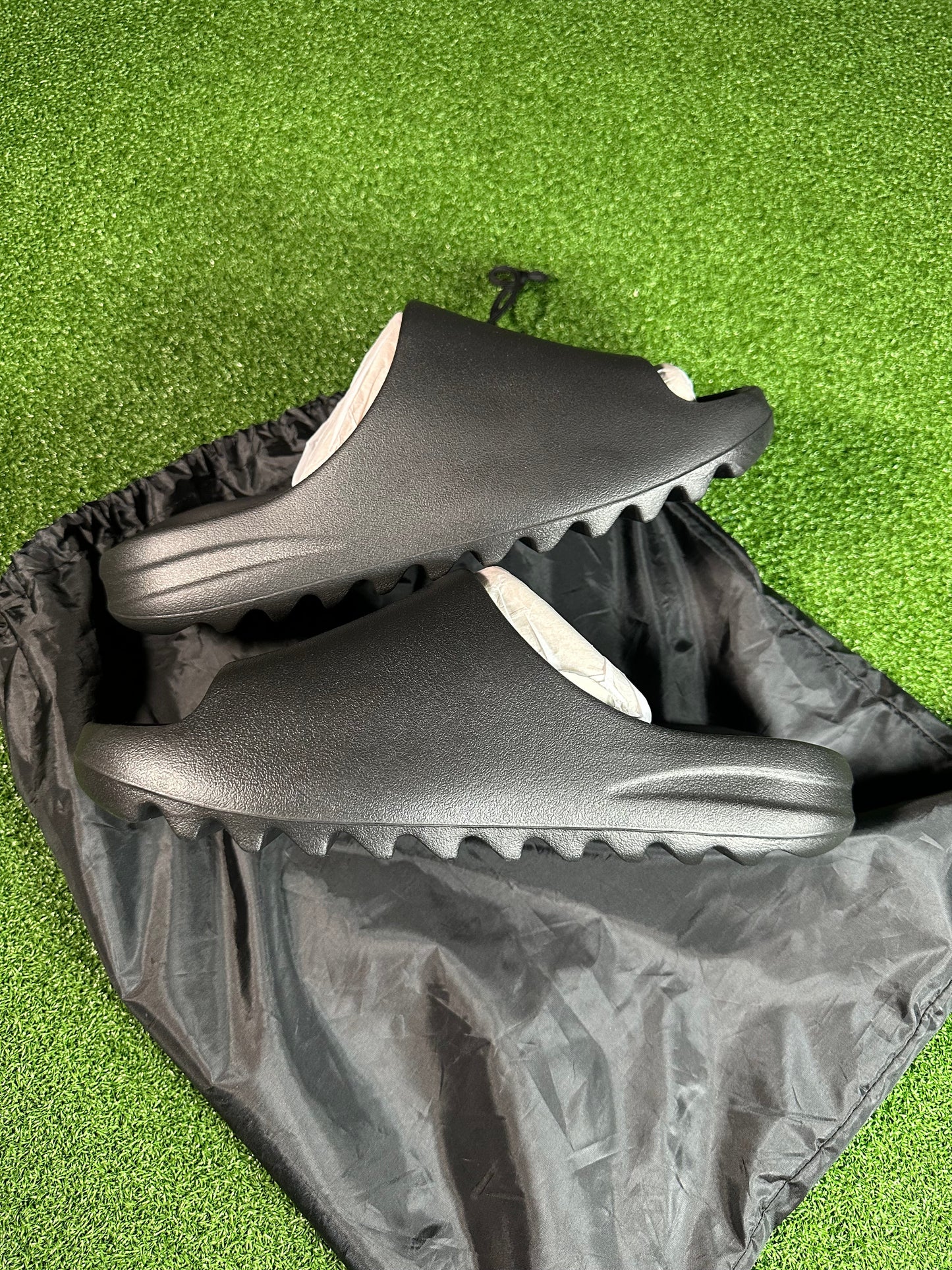 Yeezy Slide Black