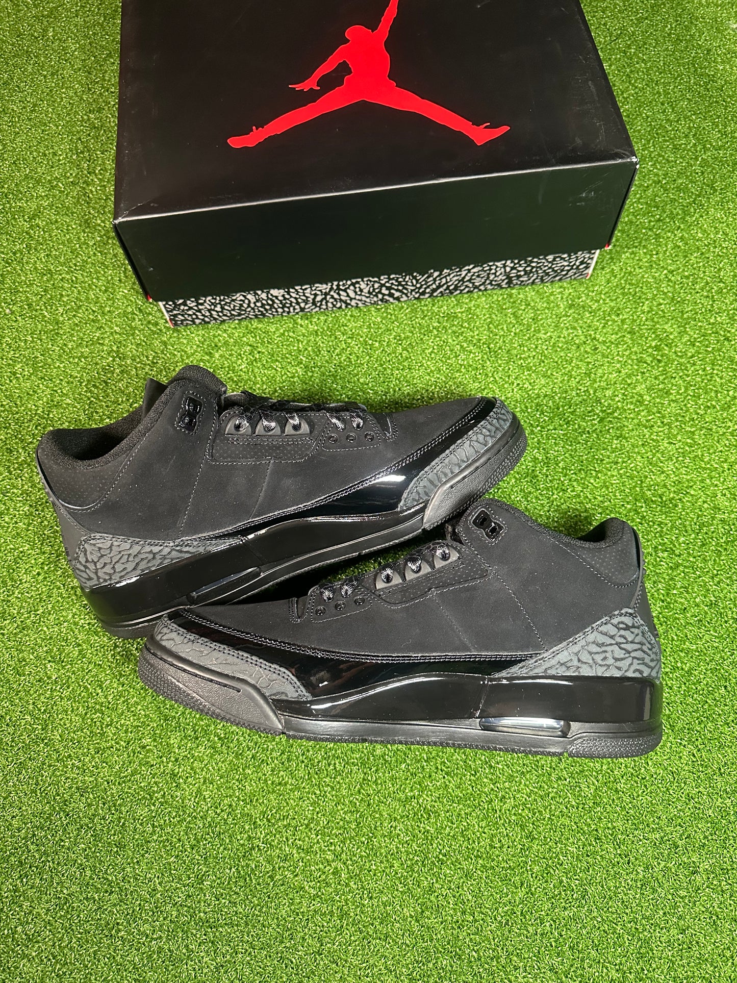inside Side profile of Jordan 3 Retro ‘Black Cat’ 2025 edition